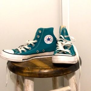 Green converse shoes